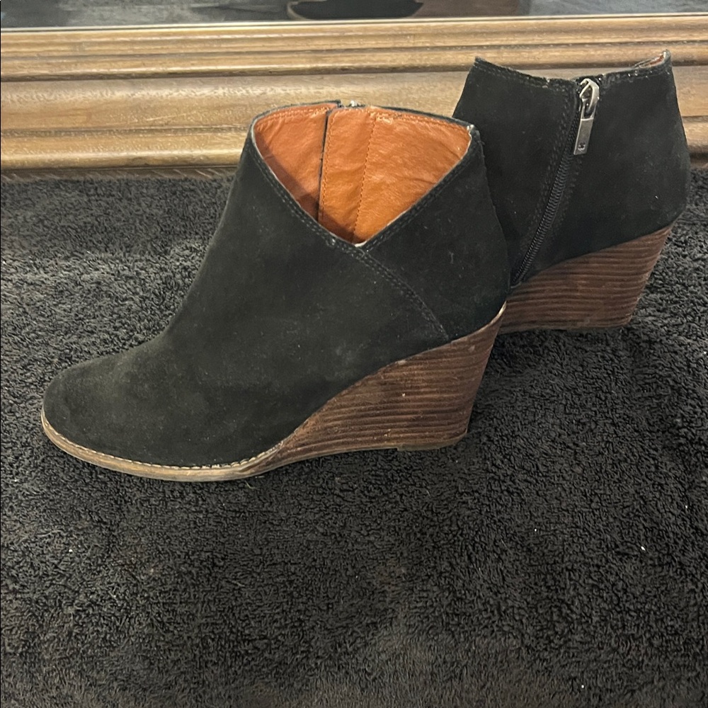 Lucky Brand Black Suede Wedge Ankle Booties 7